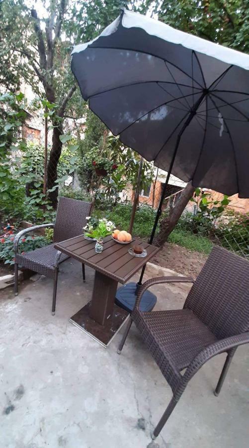 Newly Renovated House Leilighet Tbilisi Eksteriør bilde